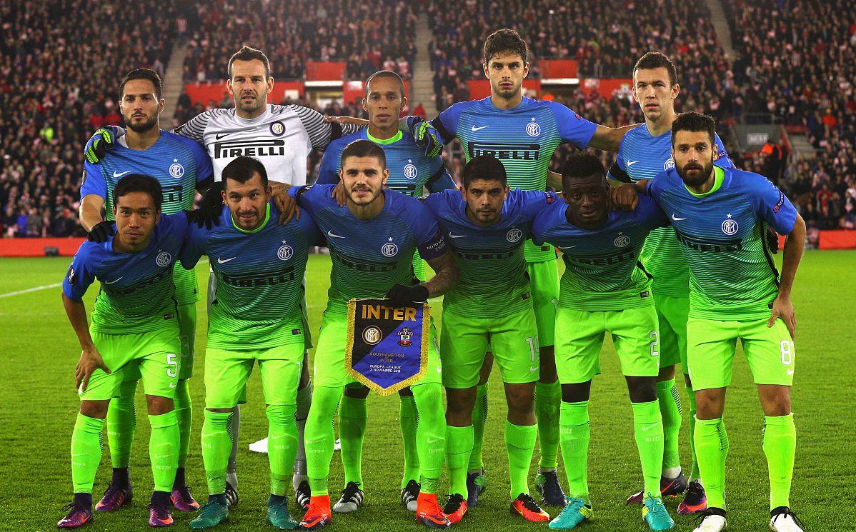 赛后拜仁慕尼黑备战法国杯；内部沟通细节曝光；目标明确；更衣室氛围转暖