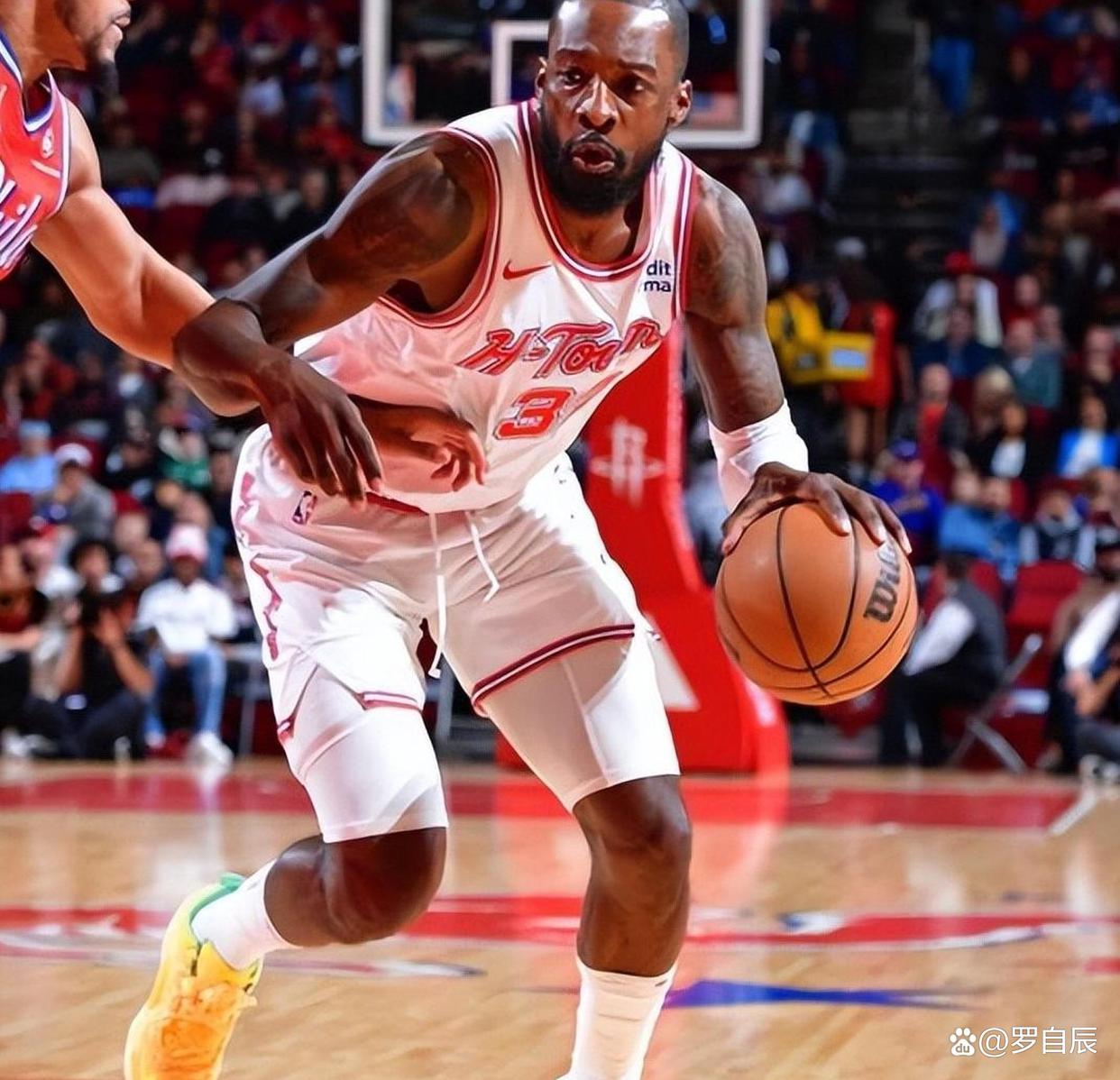 转会期体能课后；休斯敦火箭调整名单备战西甲；媒体盛赞；训练强度明显提升的简单介绍