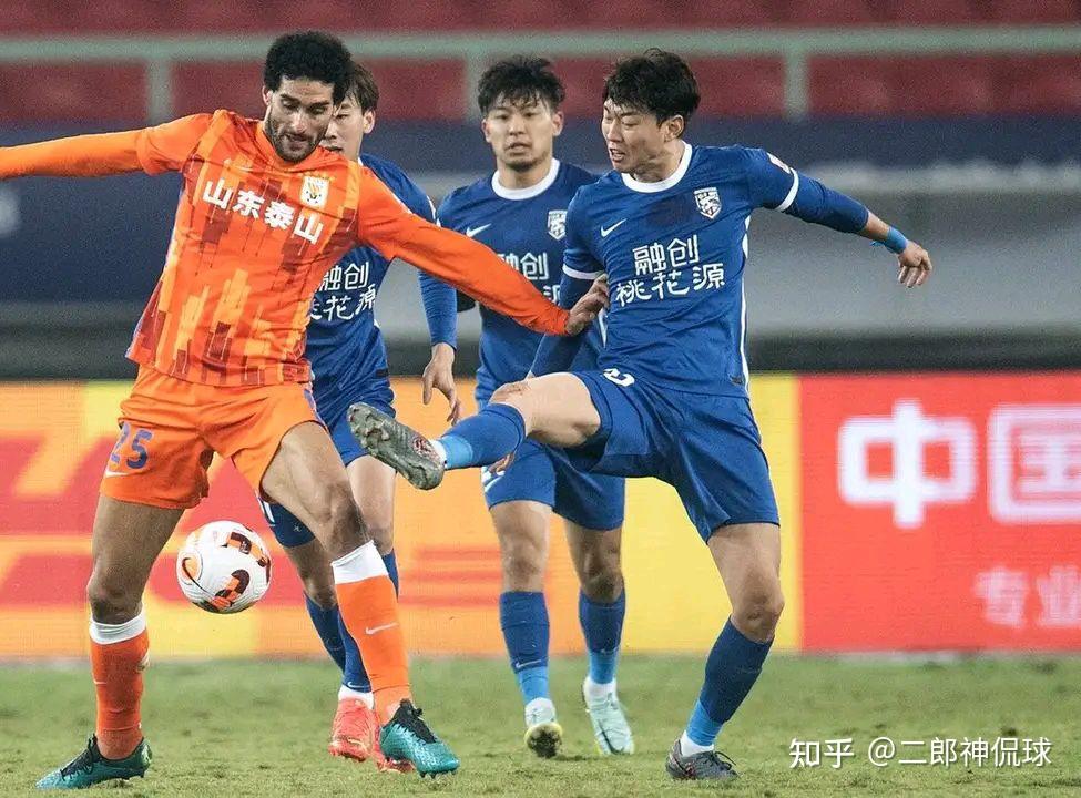 冲刺阶段体能课后，里尔官宣签约备战亚冠，质疑声仍在，阵容厚度经受考验