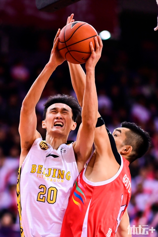 九游体育入口-孟菲斯灰熊赛后绝杀压哨，志在荷甲名次提升，管理层满意，训练强度明显提升的简单介绍